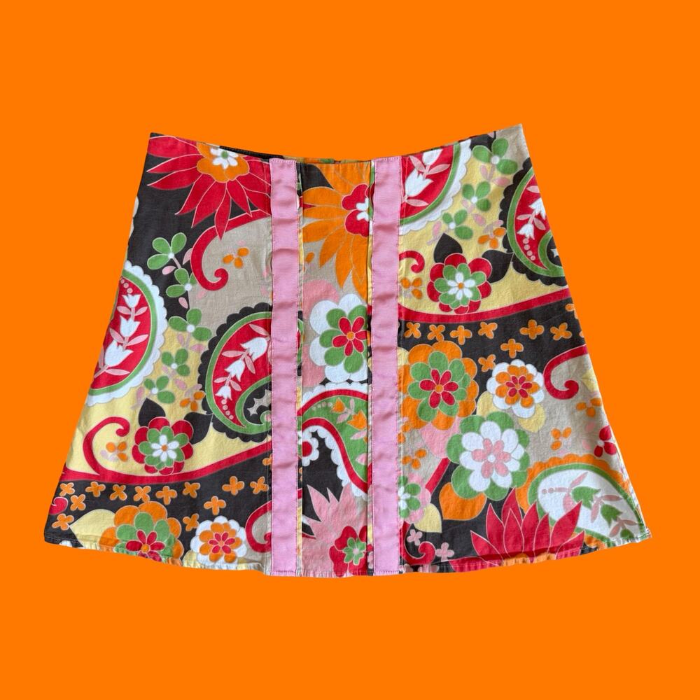 90's vintage groovy paisley mini skirt MEDIUM just in time